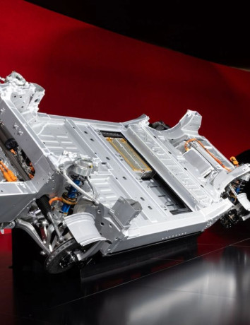 Ferrari Elettrica: Τα πρώτα χαρακτηριστικά του αμιγώς ηλεκτρικού μοντέλου image