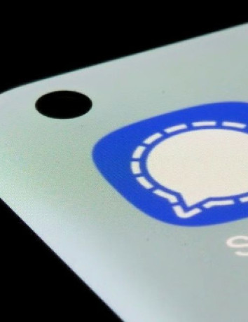 Signal εναντίον της ΕΕ: Το Chat Control λειτουργεί σαν malware στη συσκευή σας image