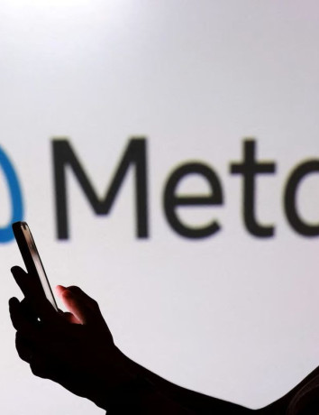 Meta: Στο εδώλιο για τους αλγόριθμους και την παιδική ασφάλεια image