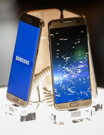 Samsung Galaxy S8: Επιβεβαίωση για ψηφιακό βοηθό με ξεχωριστό κουμπί και φήμες για κυκλοφορία τον Απρίλιο image