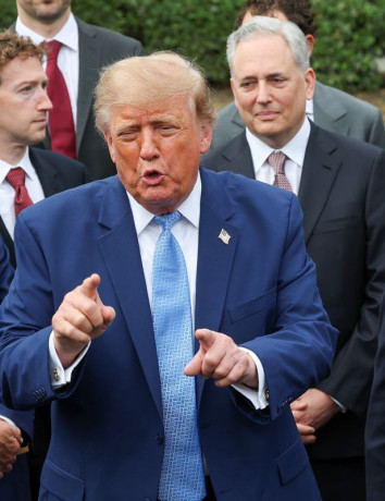 Ο Donald Trump ιδρύει επίσημα τη Super Intelligence Force - Ποιος μπήκε επικεφαλής και ποιος ο στόχος image