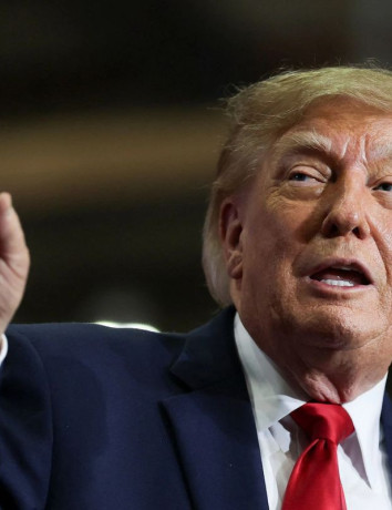 Ο Donald Trump ζήτησε από τον CEO της Google τη μετονομασία του Ατλαντικού Ωκεανού image