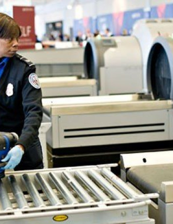 Samsonite και Samsung συνεργάζονται για τη δημιουργία της έξυπνης βαλίτσας image