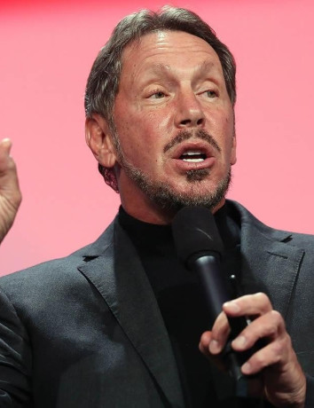 Larry Ellison: Αποχωρεί από τη θέση του CEO της Oracle μετά από 37 χρόνια image