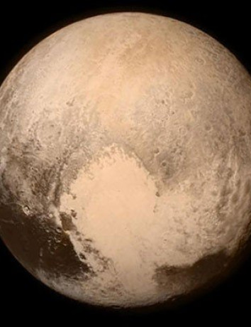 New Horizons: Η Ανθρωπότητα έφτασε στον Πλούτωνα, δείτε τις πρώτες φωτογραφίες [Videos] image