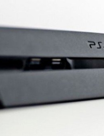 PlayStation 4: Κορυφαία παιχνιδοκονσόλα σε πωλήσεις για το 2014 image