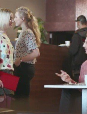 Η Nokia κοροϊδεύει το iPad Air με νέα διαφήμιση για το Lumia 2520 [Video] image