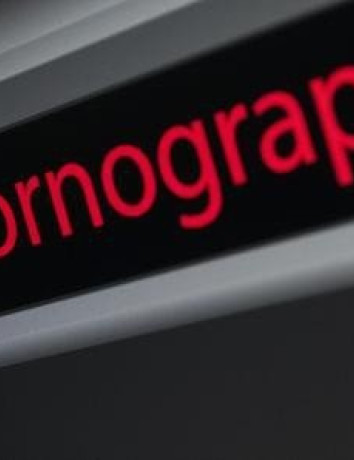 Η Google κόβει οριστικά το πορνό από την πλατφόρμα διαφήμισης AdWords image
