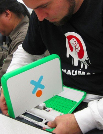 Οριστικό τέλος για το project "One Laptop Per Child" image