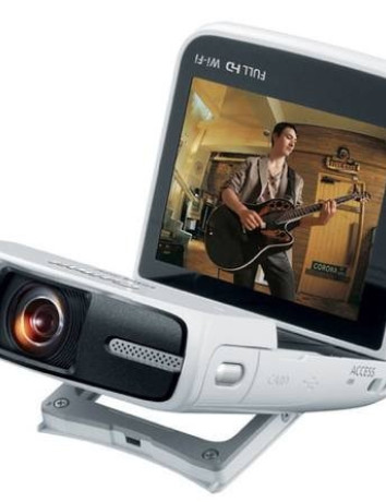 Canon LEGRIA Mini, η νέα βιντεοκάμερα για να βάζεις και τον εαυτό σου στο κάδρο [Video] image
