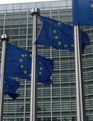 Το Ευρωπαϊκό Συμβούλιο Εκδοτών ζητά την καταβολή αποζημιώσεων από τη Google image
