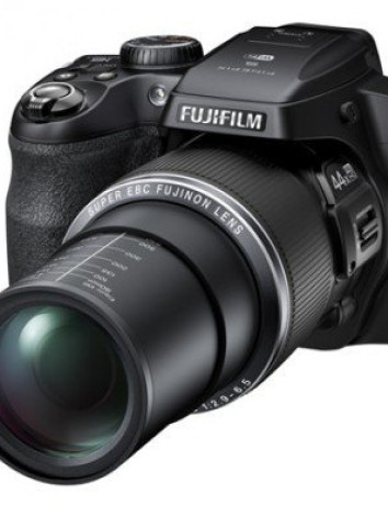 FinePix XP200 και S8400W, οι νέες φωτογραφικές μηχανές της Fujifilm με υποστήριξη WiFi image
