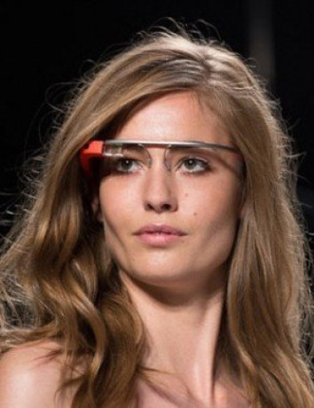 Τα Google Glasses θα βοηθούν στην καθοδήγηση των τυφλών [Video] image