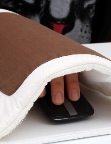 Θερμαινόμενο USB mouse pad για τα κρύα του χειμώνα image