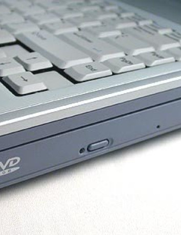 Η ΕΕ εξετάζει 13 εταιρίες κατασκευής οπτικών drives για σύσταση καρτέλ image