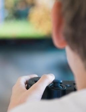 Τα video games αργά τη νύχτα προκαλούν διαταραχές στον ύπνο image