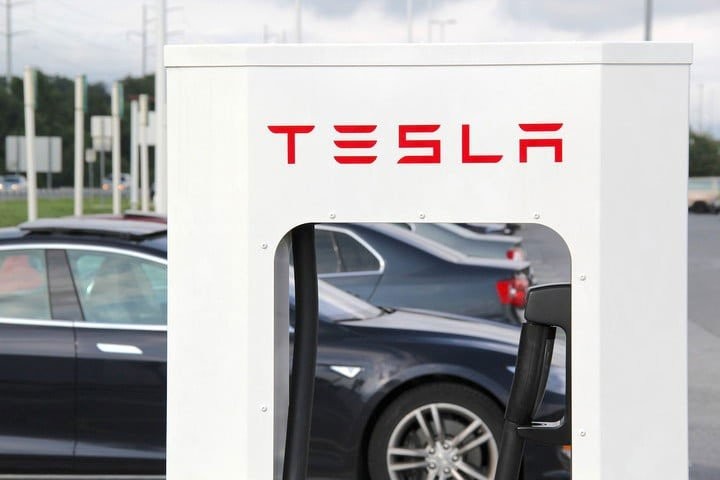 Tesla Superchargers για τα ηλεκτρικά οχήματα και στην Ελλάδα το 2019;