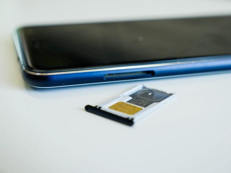 Η Xiaomi σκέφτεται την κατασκευή κάρτας που θα είναι ταυτόχρονα SIM και microSD