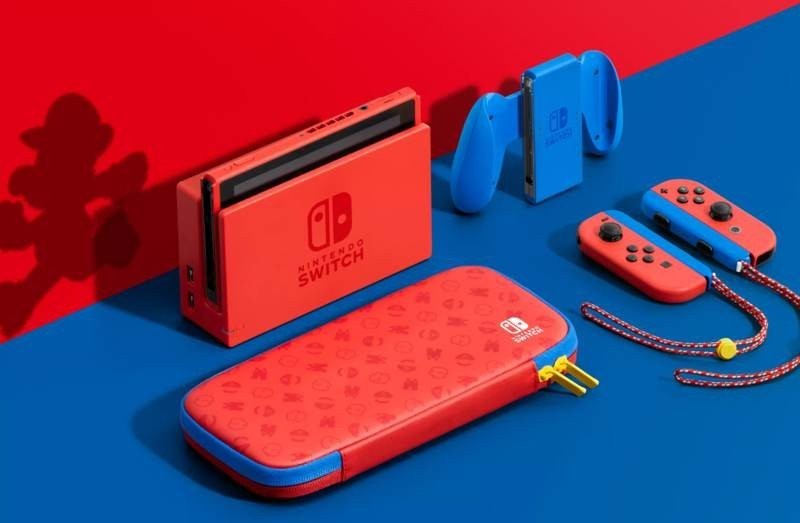 Νέο Nintendo Switch ντυμένο στα χρώματα του Super Mario