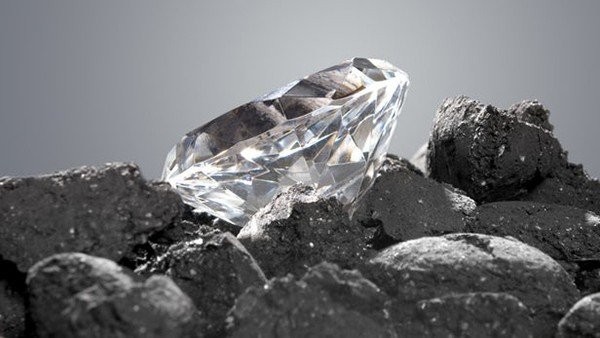 Ένα τετρακισεκατομμύριο τόνοι διαμαντιών ανακαλύφθηκαν στο εσωτερικό του πλανήτη μας