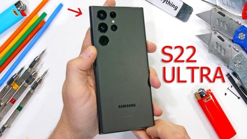 Samsung Galaxy S22 Ultra: Αποδεικνύεται ιδιαίτερα ανθεκτικό σε βασανιστικές δοκιμές