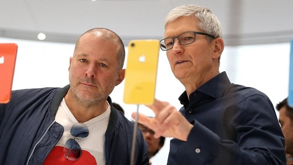 Η Apple σταματά οριστικά την συνεργασία της με τον εμβληματικό σχεδιαστή Jony Ive