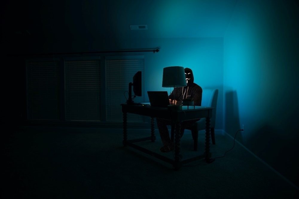 Πώς γίνονται οι σκοτεινές επιχειρήσεις στο dark web