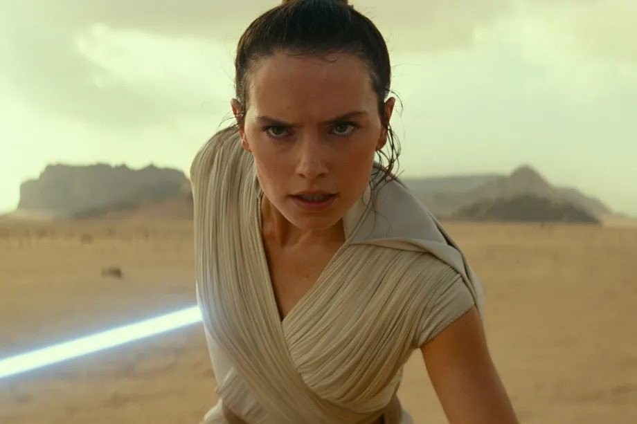 Star Wars: Ανακοινώθηκαν τρεις νέες ταινίες, η μία με τη Rey από την προηγούμενη τριλογία&#33;