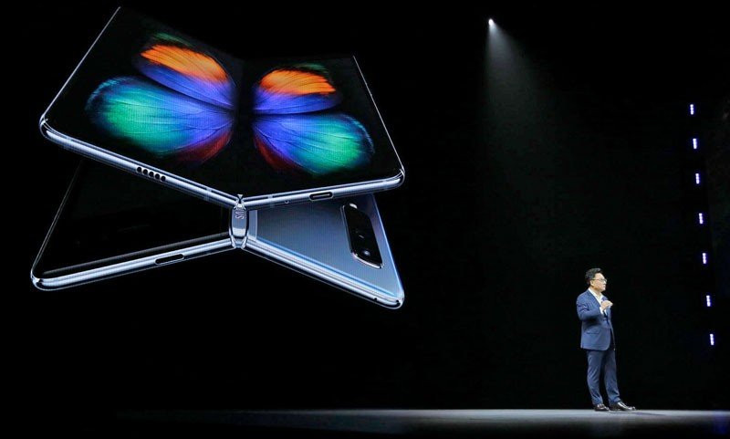 Samsung Galaxy Fold: Η αλυσίδα Best Buy ακύρωσε όλες τις προπαραγγελίες των πελατών της image