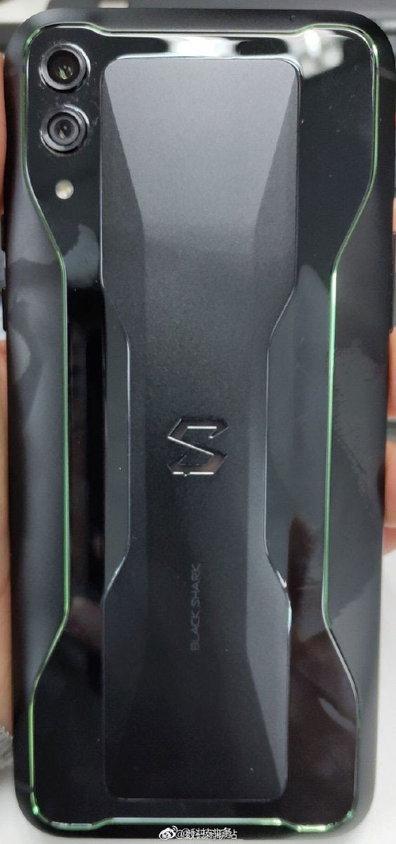 Xiaomi Black Shark 2: Διέρρευσε hands-on φωτογραφία του νέου gaming smartphone image