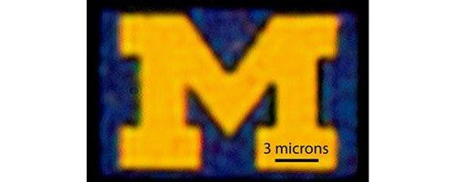 Νέα οθόνη με 8 φορές μικρότερα pixels από το iPhone 4! image