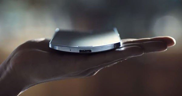 Samsung Galaxy Round: Δείτε την πρώτη τηλεοπτική διαφήμιση για το κυρτό smartphone της εταιρείας image