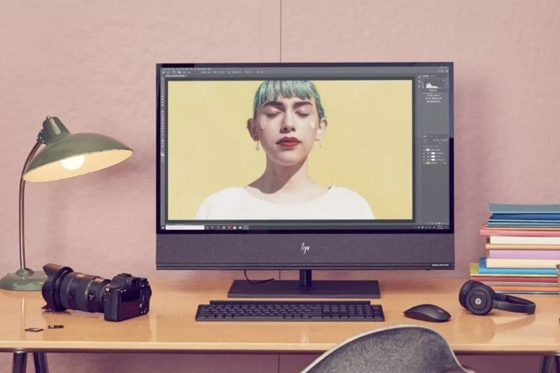 HP Envy 32 AiO: Οθόνη 31.5'' 4K, γραφικά RTX 2080 και βάση - ασύρματος φορτιστής [CES 2020] image