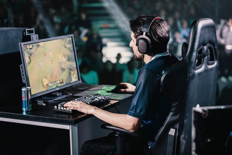 Red Bull Solo Q: Το επίσημο τουρνουά 1v1 του League of Legends ξεκινά στις 10 Οκτωβρίου image