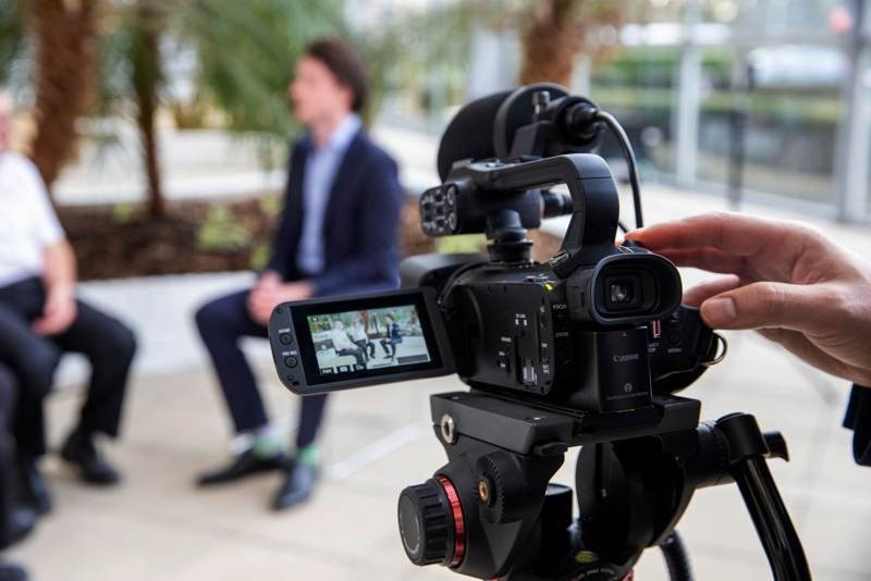 Canon XA45: Φορητή βιντεοκάμερα 4Κ με δυνατότητες επαγγελματικής καταγραφής image
