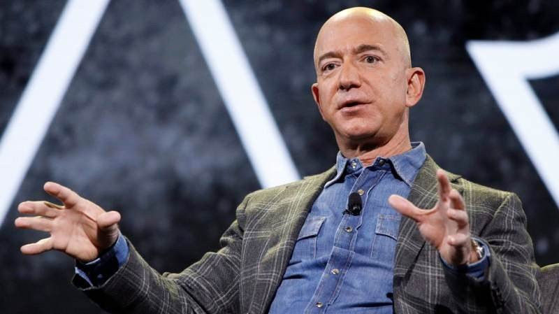 Amazon: Ο Jeff Bezos αφήνει τη θέση του CEO μετά από 27 χρόνια image