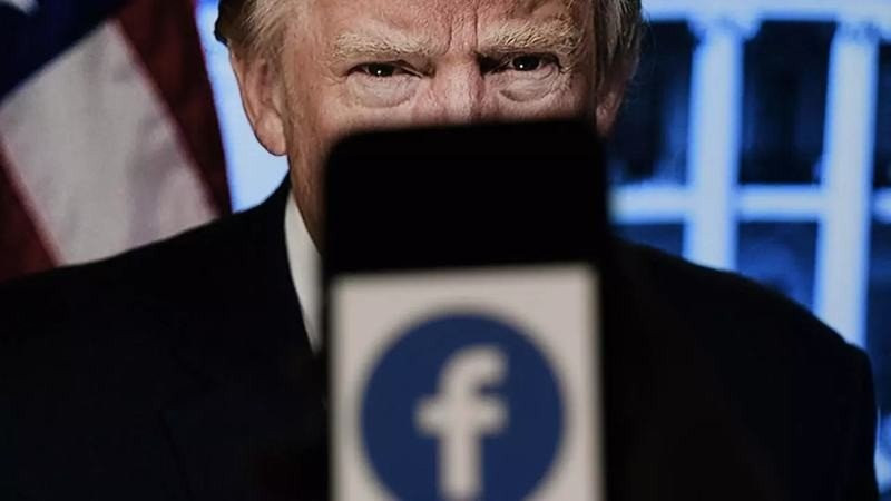 Facebook: Παραμένουν σε αναστολή οι λογαριασμοί του Donald Trump image