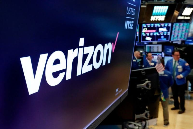 Verizon: Πούλησε τις AOL και Yahoo έναντι $5 δισ. image