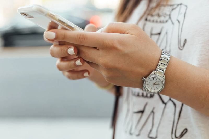 Η Γερμανία θέλει υποστήριξη των smartphones για τουλάχιστον 7 χρόνια image