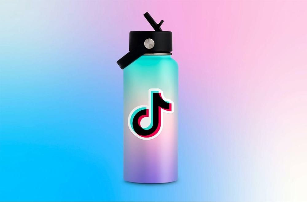 Απάτες στο TikTok: Πώς οι εγκληματίες του κυβερνοχώρου πείθουν τα θύματα να τους καλέσουν image