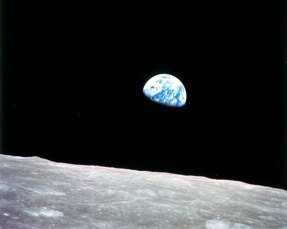 Earthrise: Ο αστροναύτης - φωτογράφος εξιστορεί την σπουδαία λήψη της Γης image