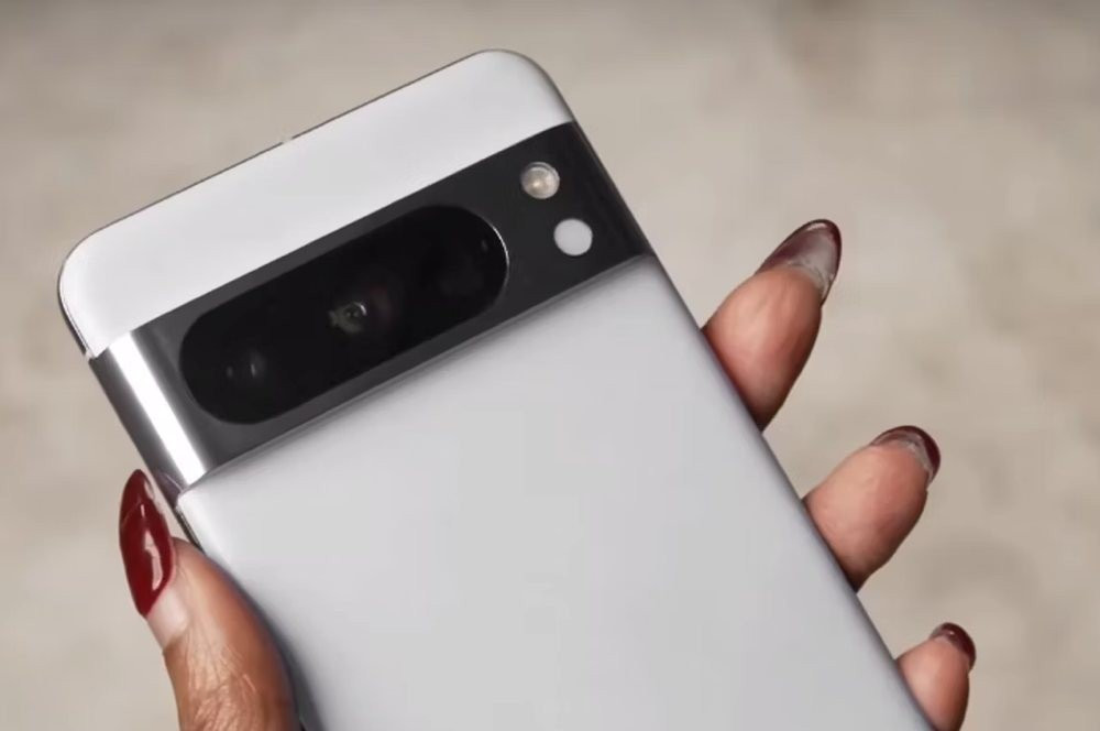 Pixel 8 Pro: Διέρρευσε video που αποκαλύπτει μια απρόσμενη λειτουργία image