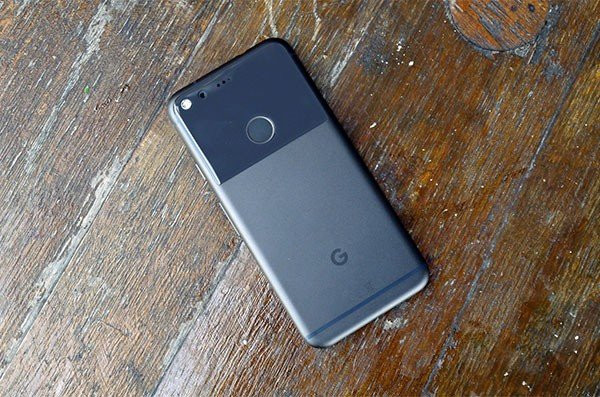 Google Pixel XL2: Διέρρευσαν τα τεχνικά χαρακτηριστικά των φετινών smartphones της Google image