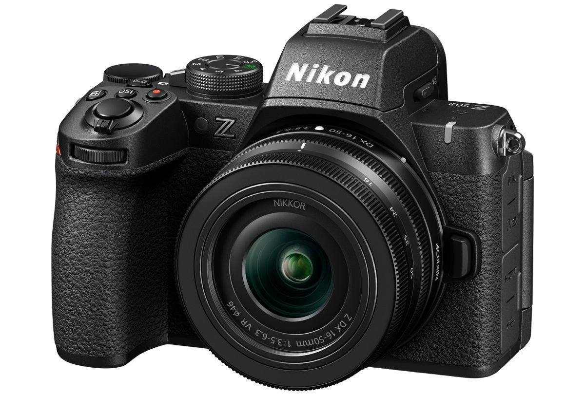 Nikon Z50II: Η νέα mirrorless κάμερα για κάθε δημιουργό περιεχομένου και vlogger image