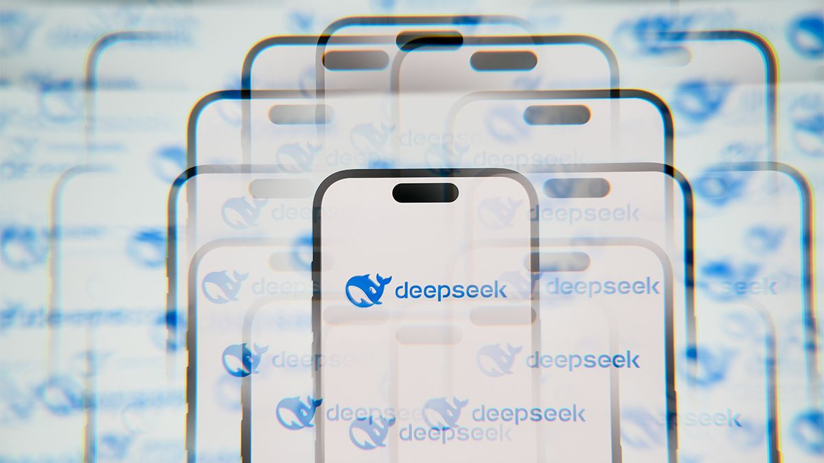 DeepSeek: Ο επόμενος στόχος είναι η AI που αυτοβελτιώνεται image