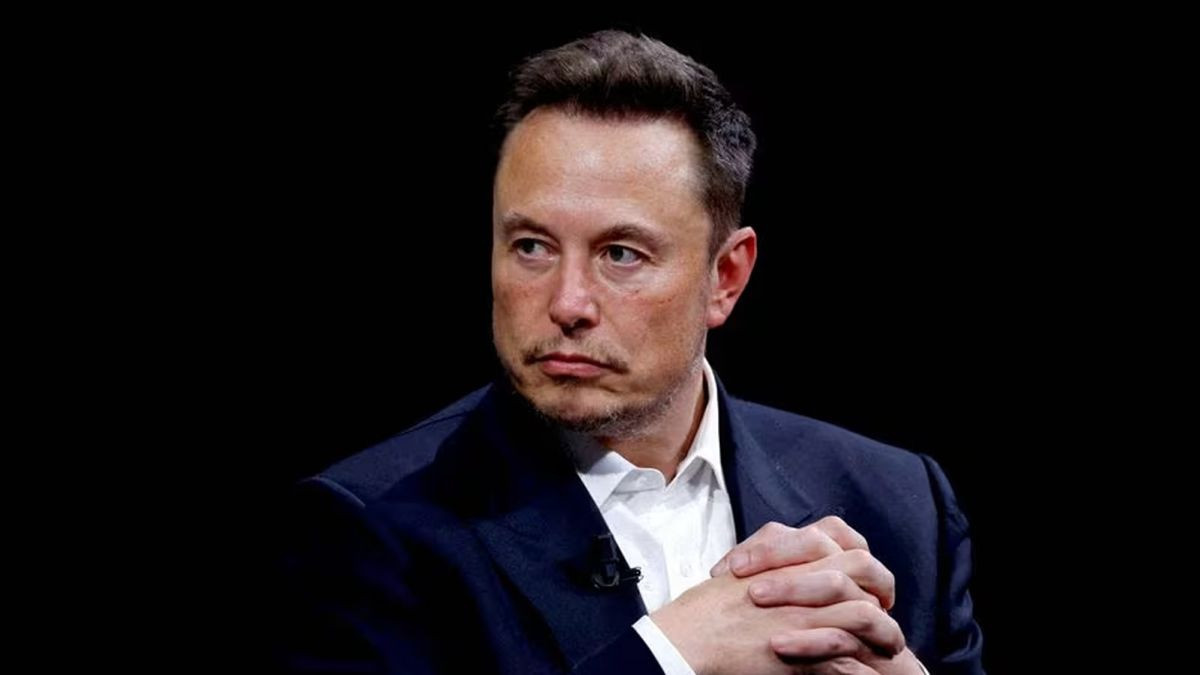 Το είπε και το έκανε: Ο Elon Musk μηνύει Apple και OpenAI για αθέμιτο ανταγωνισμό image
