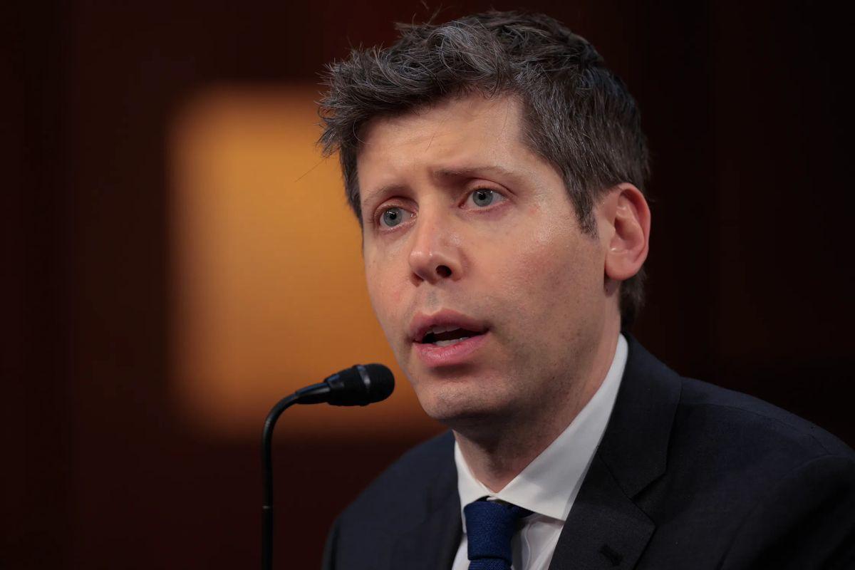 Sam Altman: Το ChatGPT θα μιλάει περισσότερο κι από την Ανθρωπότητα image