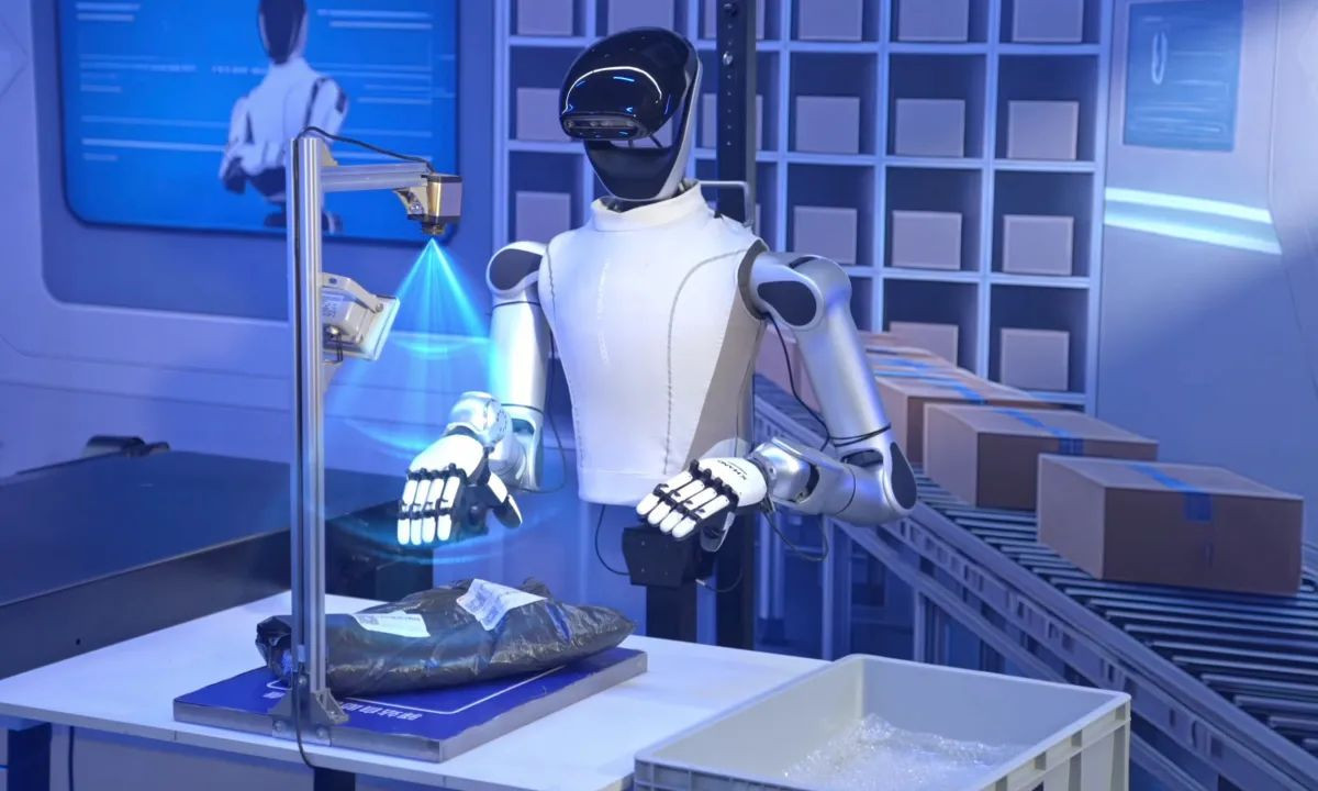 Robotera L7: Το νέο ανθρωποειδές ρομπότ τρέχει, χορεύει και... εργάζεται [Video] image