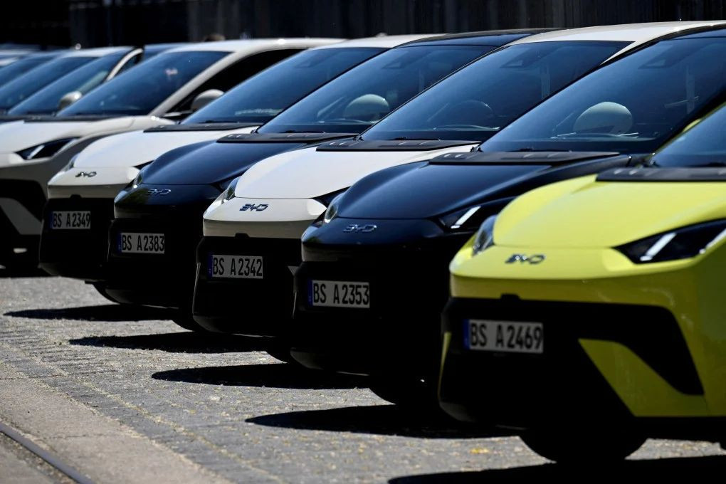Η BYD εκθρονίζει την Tesla στην κορυφή των ηλεκτρικών για το 2025 image