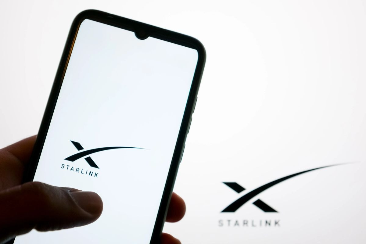 Starlink Mobile: Η «αθόρυβη» κίνηση των 20 δισ. δολαρίων που αλλάζει τον τηλεπικοινωνιακό χάρτη image
